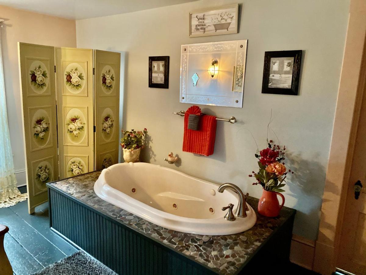 The Bella Ella Bed And Breakfast Кенъндейгуа Екстериор снимка