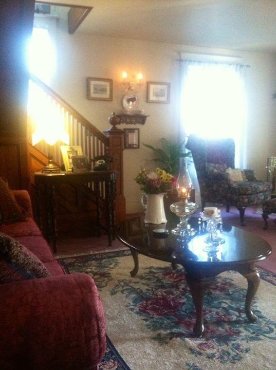 The Bella Ella Bed And Breakfast Кенъндейгуа Екстериор снимка
