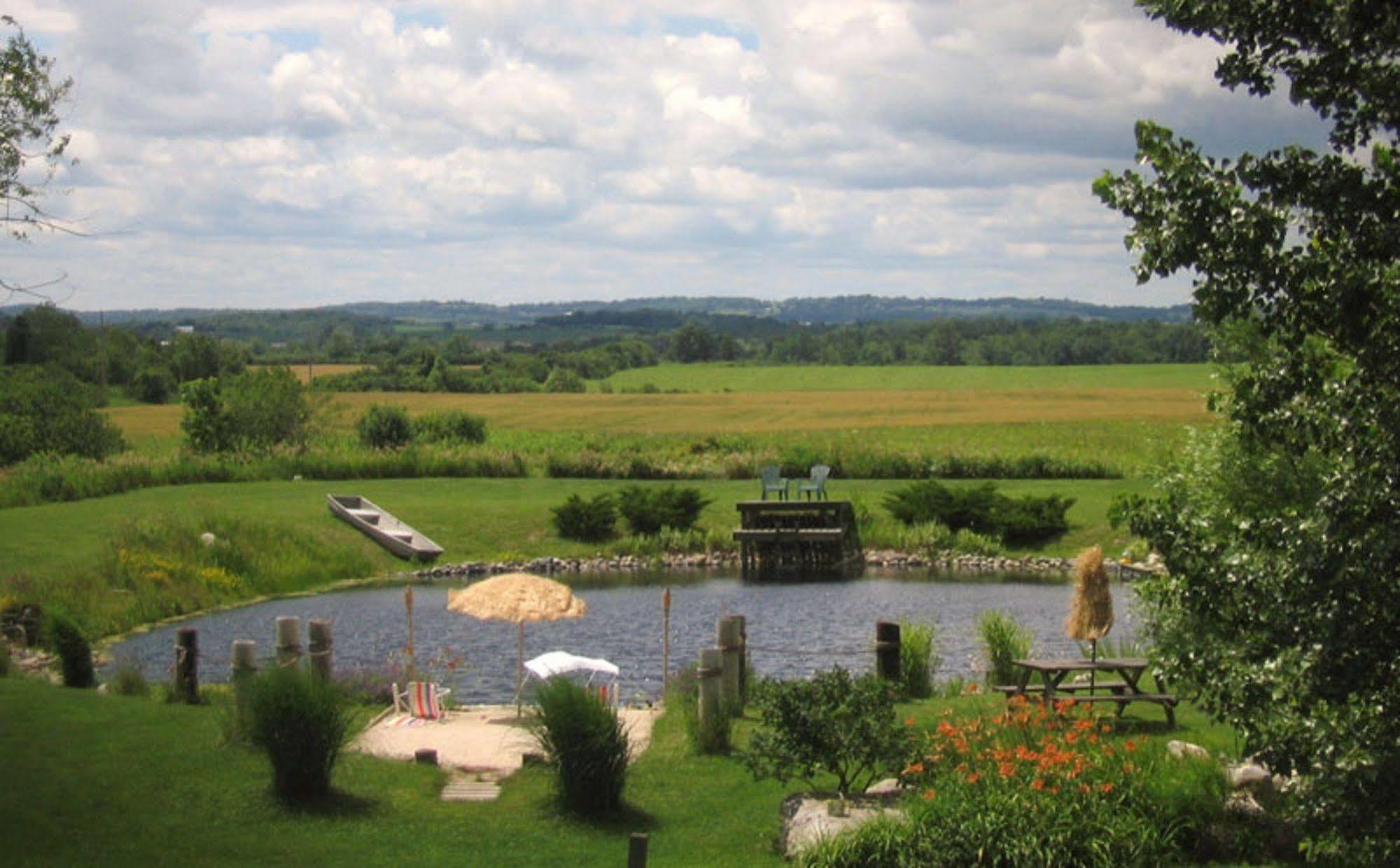 The Bella Ella Bed And Breakfast Кенъндейгуа Екстериор снимка